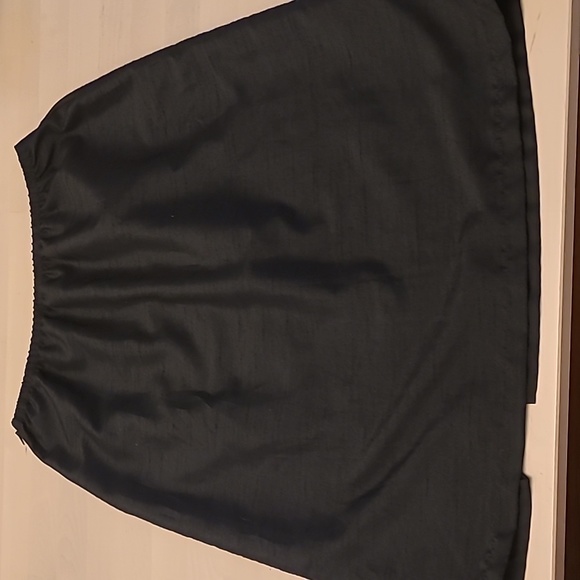 LIKE NEW VTG Urban Works Embroidered and Sequined Flor Side Slit Skirt - Picture 7 of 10